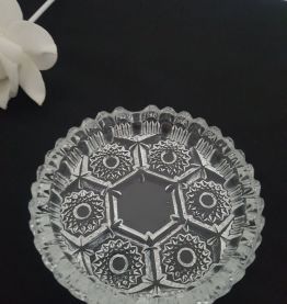 Deux dessous de bouteille - cendrier en verre cristal