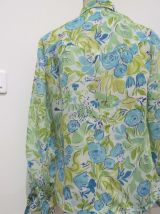 Belle Chemise Vintage aux Couleurs Printanières