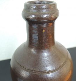 Bouteille en grès