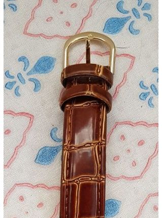 Montre Lip en cuir comme neuve