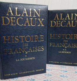 deux volumes d'Alain Decaux excellent état