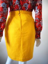 Jupe droite en laine jaune vintage 70's
