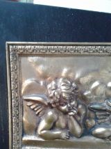 Bas relief angelos