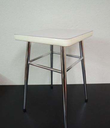 Tabouret en formica