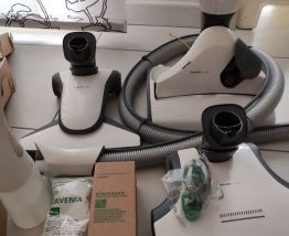 Vorwerk Kobold VK200 et ses accessoires