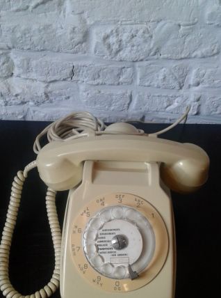 Telephone Socotel.