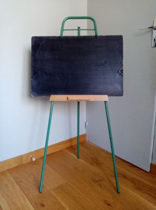 Tableau ardoise d'écolier sur pied