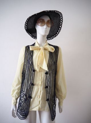 Long gilet en macramé bleu marine vintage 70's