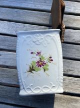 Boite en porcelaine