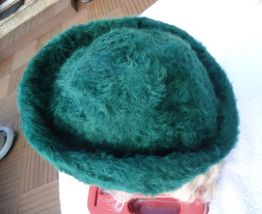 Chapeau bombe vert en feutre année 1953