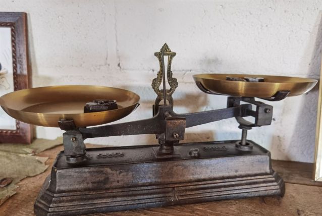Ancienne balance française de cuisine - en fonte - Vintage