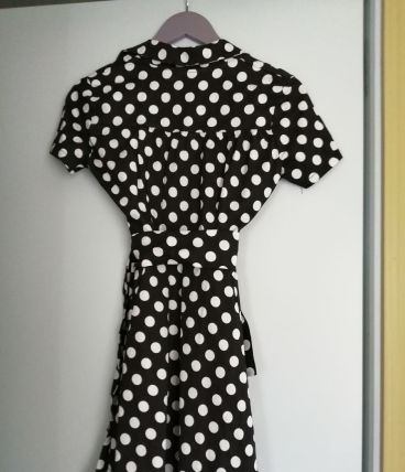 Robe noire à pois - Inspiration vintage