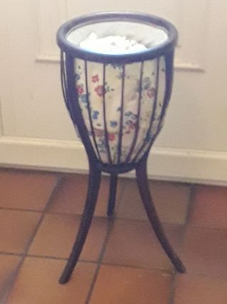 TRAVAILLEUSE/PANIER A COUTURE VINTAGE