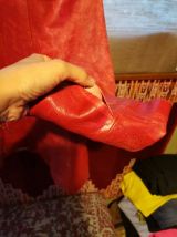 Veste cuir et col fourrure rouge