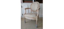 Fauteuil Médaillon Louis XVI à rénover