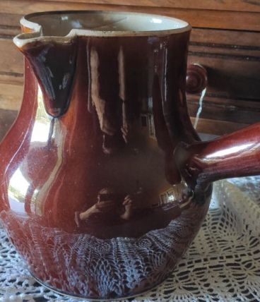 pot à lait broc pichet en grès vernissé marron très ancien