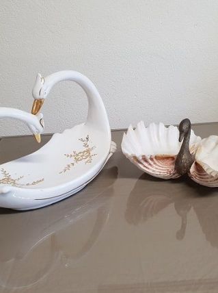Cendrier vintage en coquillage motif signe (ref K2b)