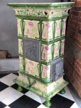 Poêle à bois ancienen faïence  XIX ème entièrement restauré