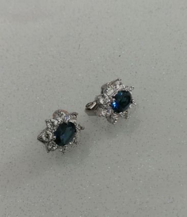 Boucle d'oreille fantaisie 