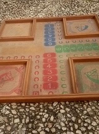 plateau en bois jeu petits cheveaux , vintage
