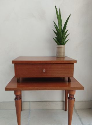 Table de chevet rétro pieds compas
