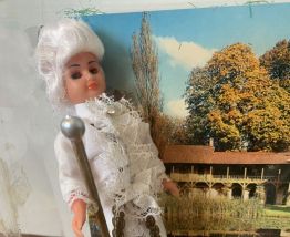 Poupées collection – Région – Histoire