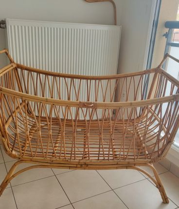 Berceau rotin Vintage