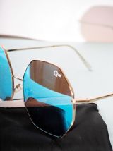 Lunettes de soleil Quay effet miroir