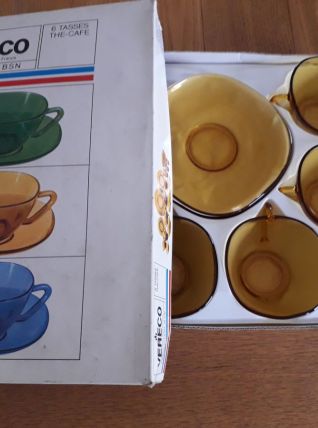 Tasses et sous tasses vintage VERECO