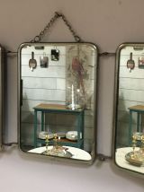 Petit miroir de barbier