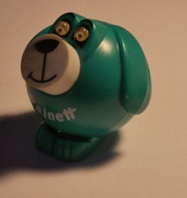 figurine publicitaire taille crayon chien Rainett annnées 60