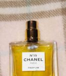 Chanel 19 pur parfum