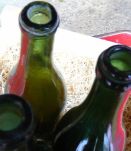3 anciennes bouteilles bourguignonne