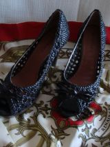 escarpins en cuir synthétique noir 