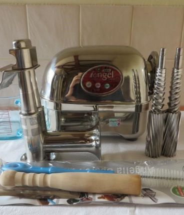 Extracteur de jus angel 5500