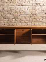 Longue enfilade en teck des années 1960, restauré.