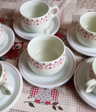 6 TASSES BISTRO A CAFE OU THE AVEC SOUCOUPES