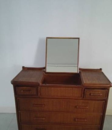 Coiffeuse/commode en rotin