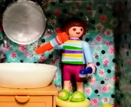 Cadre salle de bains Playmobil avec canard jaune