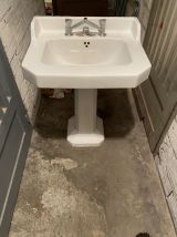 Lavabo sur pied vintage