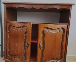 Meuble en bois pour télévision