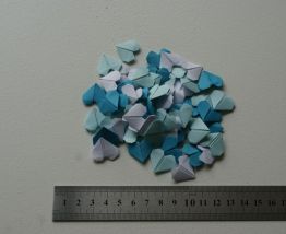 Lot de confettis coeurs en origami Bleu et blanc