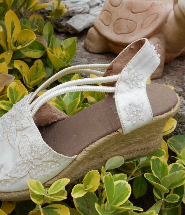 CHAUSSURES ESPADRILLES JACQUELINE RIU T 37 TBE BLANC CASSE  