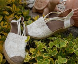 CHAUSSURES ESPADRILLES JACQUELINE RIU T 37 TBE BLANC CASSE  