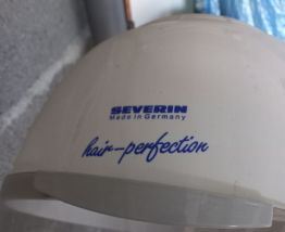 Casque sèche cheveux sur pied Severin 
