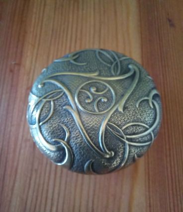 Petite boite à pilule ancienne métal argenté avec miroir