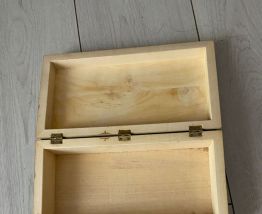 Boîte en bois artisanale