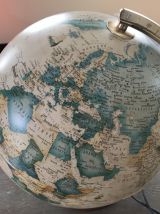 Globe terrestre lumineux