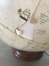 Globe terrestre lumineux