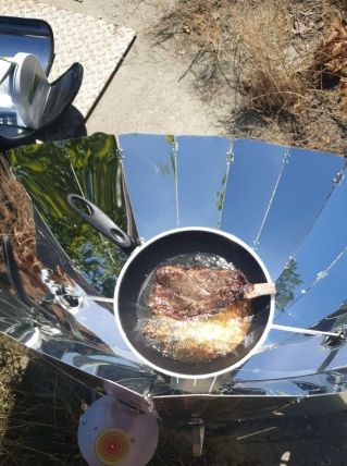 Four solaire pliable 